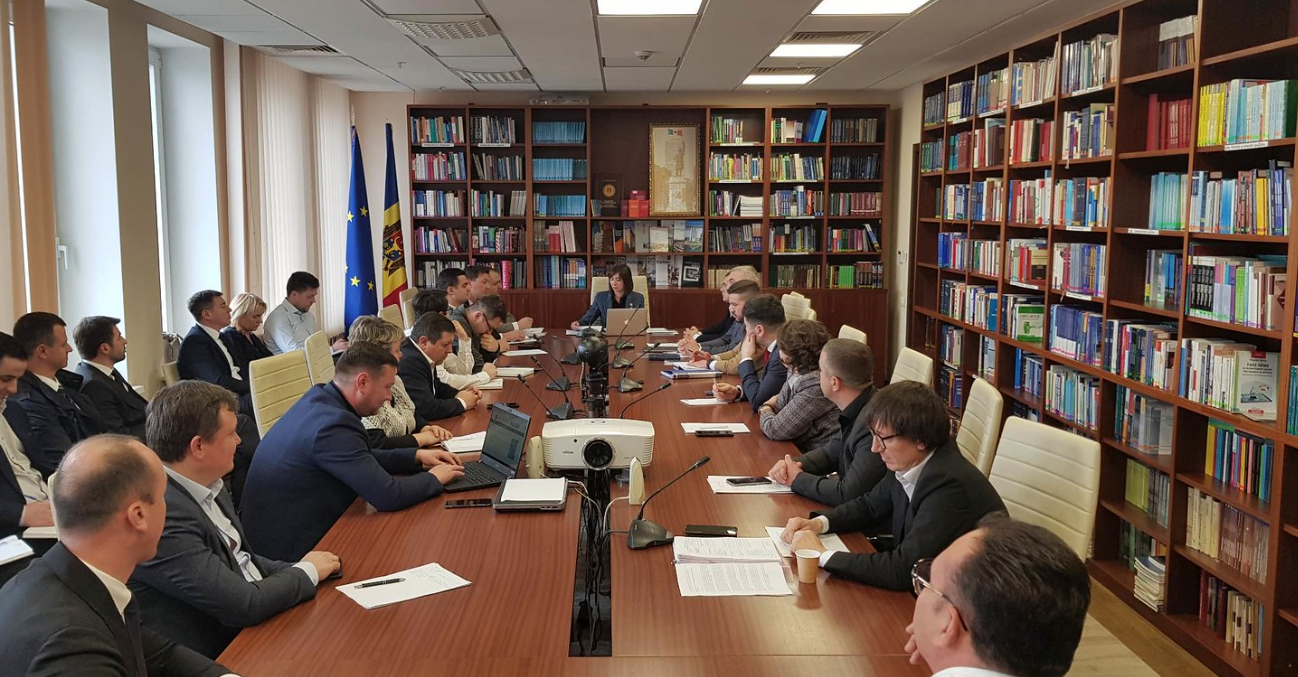 Activitatea agenților imobiliari ar putea fi reglementată.